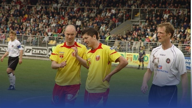 Lewandowski bắt đầu từ giải hạng thấp Ba Lan