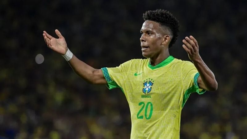 Estêvão phá kỷ lục của Gabriel Jesus