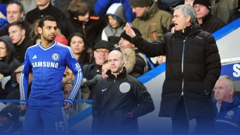 Salah gặp khó tại Chelsea dưới thời Mourinho